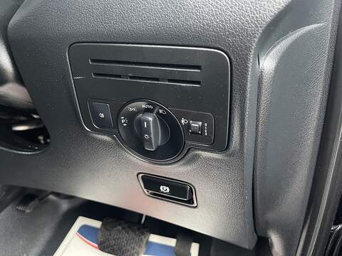 Mercedes-Benz eVito 114 e 41kWh Progressive Auto FWD L2 6dr (LWB) - U596
