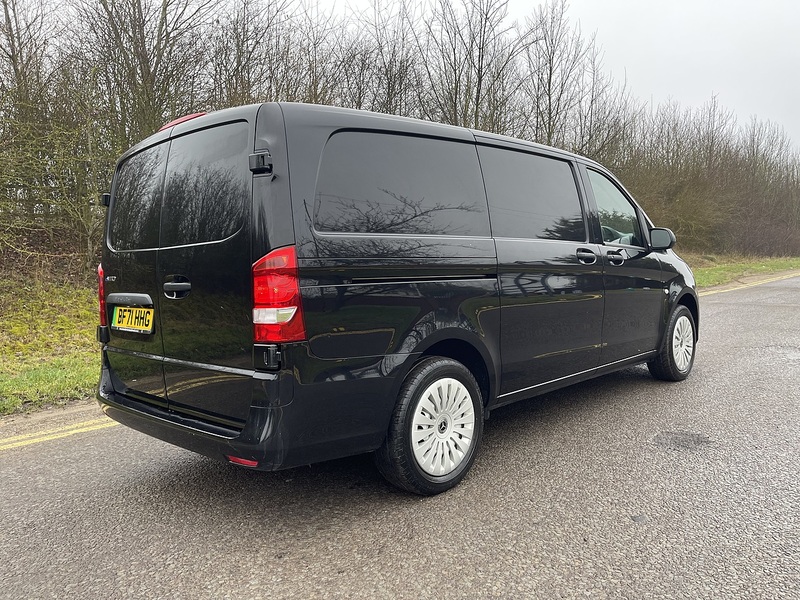 Mercedes-Benz eVito 114 e 41kWh Progressive Auto FWD L2 6dr (LWB) - U596