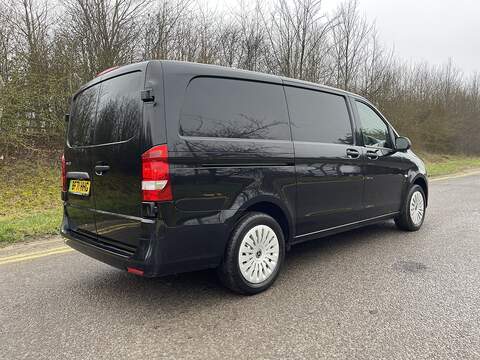 Mercedes-Benz eVito 114 e 41kWh Progressive Auto FWD L2 6dr (LWB) - U596
