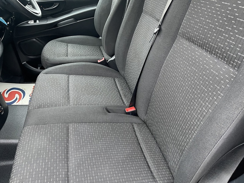 Mercedes-Benz eVito 114 e 41kWh Progressive Auto FWD L2 6dr (LWB) - U596