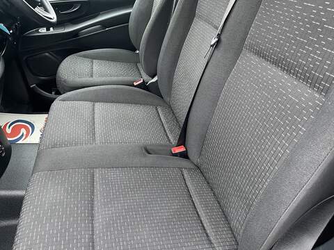 Mercedes-Benz eVito 114 e 41kWh Progressive Auto FWD L2 6dr (LWB) - U596