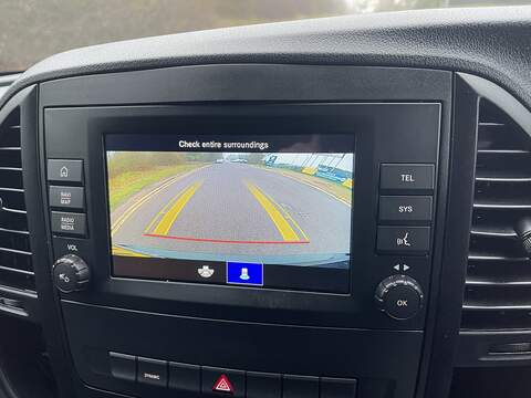 Mercedes-Benz eVito 114 e 41kWh Progressive Auto FWD L2 6dr (LWB) - U596