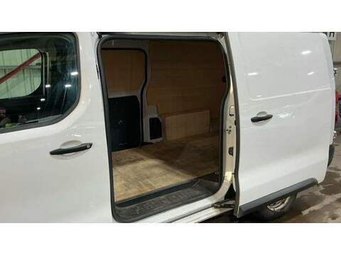 Vauxhall Vivaro 1.5 Turbo D 2900 Dynamic L2 H1 Euro 6 (s/s) 6dr - U598
