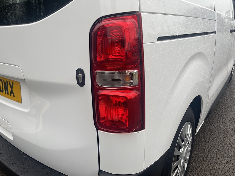 Toyota ProAce 1.5D Icon Medium Panel Van MWB Euro 6 (s/s) 6dr - U599