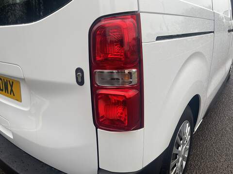 Toyota ProAce 1.5D Icon Medium Panel Van MWB Euro 6 (s/s) 6dr - U599