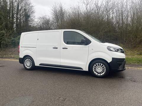 Toyota ProAce 1.5D Icon Medium Panel Van MWB Euro 6 (s/s) 6dr - U599