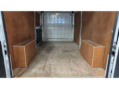 Vauxhall Movano 2.2 CDTi 3500 BiTurbo Dynamic FWD L3 H2 Euro 6 (s/s) 5dr - U605