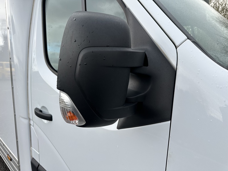 Renault Master 2.3 dCi ENERGY 35 Business LoLoader Luton 2dr Diesel Manual FWD LWB Euro 6 (s/s) (145 bhp) - U608