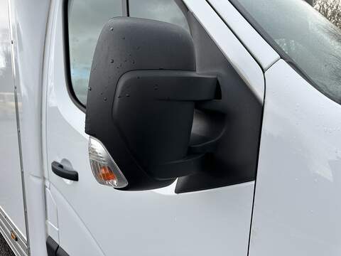 Renault Master 2.3 dCi ENERGY 35 Business LoLoader Luton 2dr Diesel Manual FWD LWB Euro 6 (s/s) (145 bhp) - U608