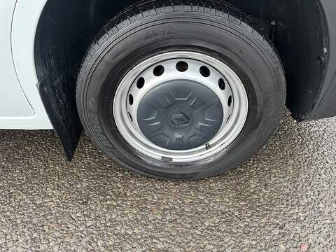 Renault Master 2.3 dCi ENERGY 35 Business LoLoader Luton 2dr Diesel Manual FWD LWB Euro 6 (s/s) (145 bhp) - U608