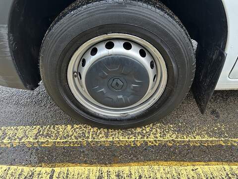 Renault Master 2.3 dCi ENERGY 35 Business LoLoader Luton 2dr Diesel Manual FWD LWB Euro 6 (s/s) (145 bhp) - U608