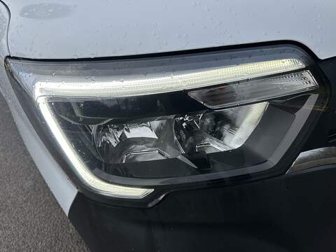 Renault Master 2.3 dCi ENERGY 35 Business LoLoader Luton 2dr Diesel Manual FWD LWB Euro 6 (s/s) (145 bhp) - U608