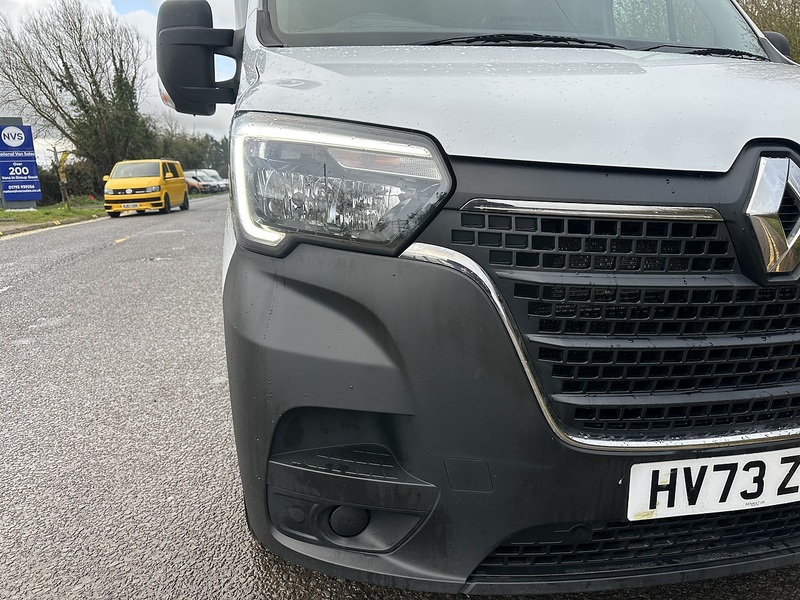 Renault Master 2.3 dCi ENERGY 35 Business LoLoader Luton 2dr Diesel Manual FWD LWB Euro 6 (s/s) (145 bhp) - U608