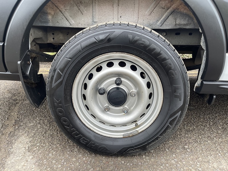 Ford Transit 2.0 350 EcoBlue Leader FWD L2 H3 Euro 6 (s/s) 5dr 2.0 5dr Panel Van Manual Diesel - U610