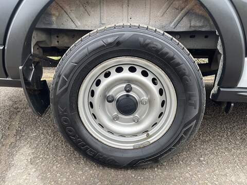 Ford Transit 2.0 350 EcoBlue Leader FWD L2 H3 Euro 6 (s/s) 5dr 2.0 5dr Panel Van Manual Diesel - U610