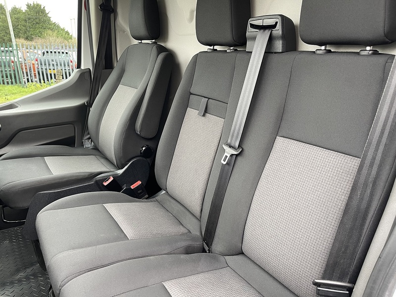 Ford Transit 2.0 350 EcoBlue Leader FWD L2 H3 Euro 6 (s/s) 5dr 2.0 5dr Panel Van Manual Diesel - U610