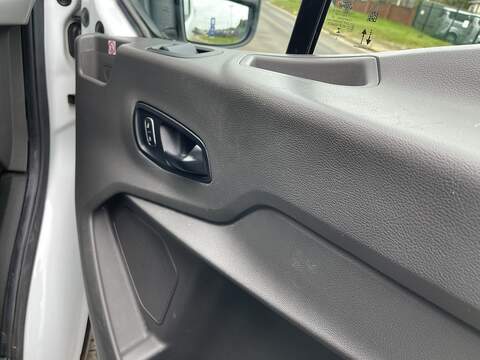 Ford Transit 2.0 350 EcoBlue Leader FWD L2 H3 Euro 6 (s/s) 5dr 2.0 5dr Panel Van Manual Diesel - U610