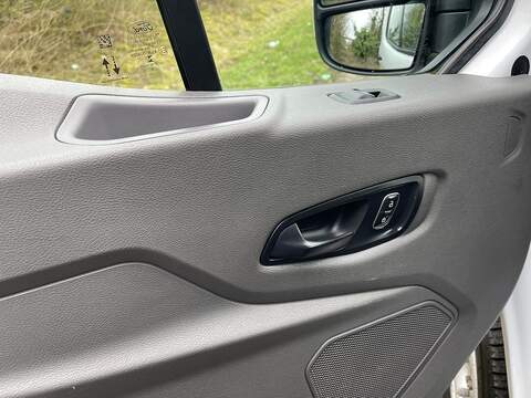 Ford Transit 2.0 350 EcoBlue Leader FWD L2 H3 Euro 6 (s/s) 5dr 2.0 5dr Panel Van Manual Diesel - U610
