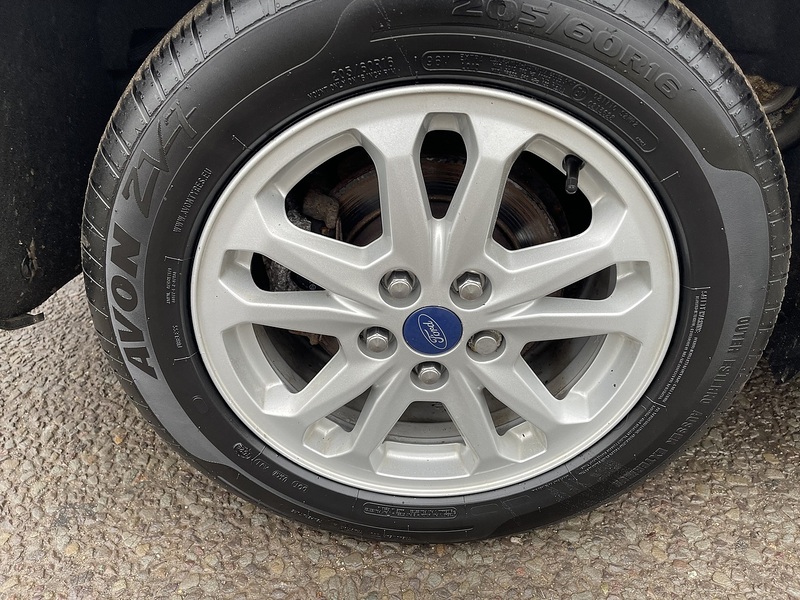 Ford Transit Connect 1.5 240 EcoBlue Limited L2 Euro 6 (s/s) 5dr - U612