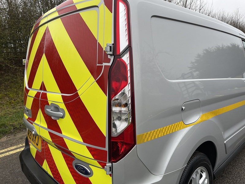Ford Transit Connect 1.5 240 EcoBlue Limited L2 Euro 6 (s/s) 5dr - U612