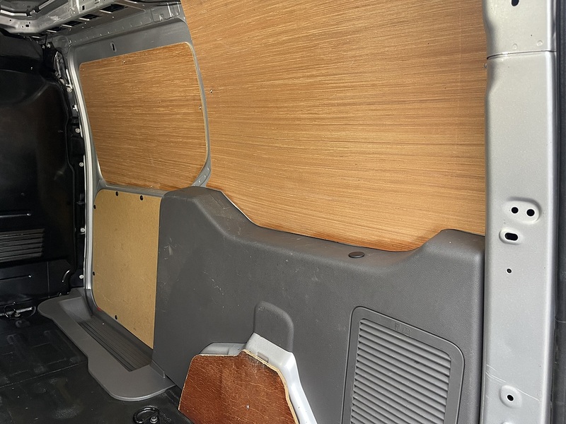 Ford Transit Connect 1.5 240 EcoBlue Limited L2 Euro 6 (s/s) 5dr - U612