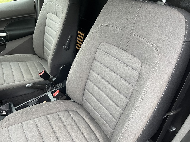 Ford Transit Connect 1.5 240 EcoBlue Limited L2 Euro 6 (s/s) 5dr - U612