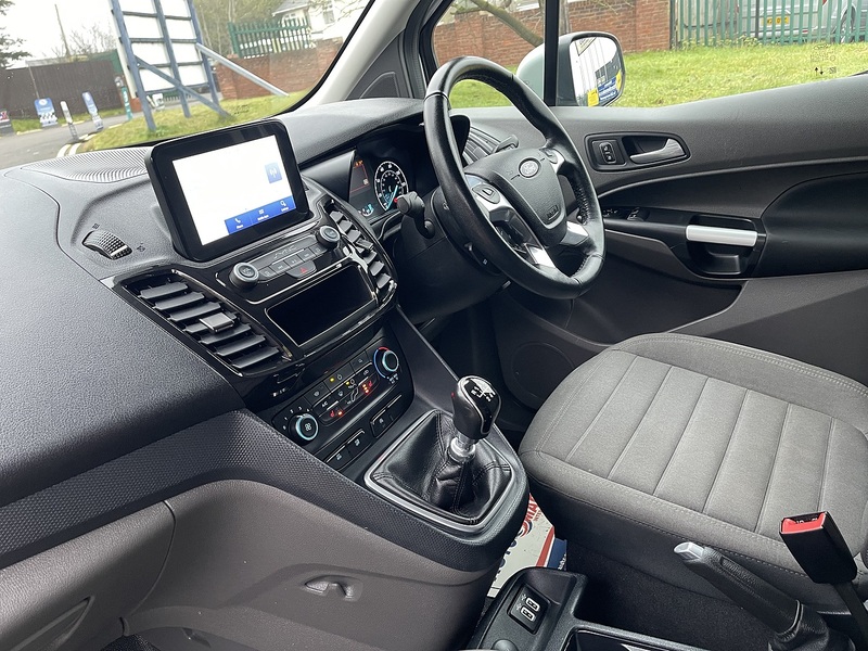 Ford Transit Connect 1.5 240 EcoBlue Limited L2 Euro 6 (s/s) 5dr - U612
