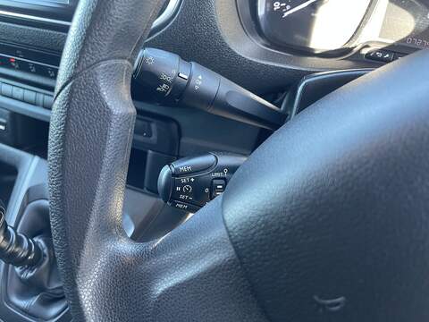 Citroen Dispatch 2.0 BlueHDi 1400 Enterprise Edition M FWD 2 Euro 6 (s/s) 6dr - U613