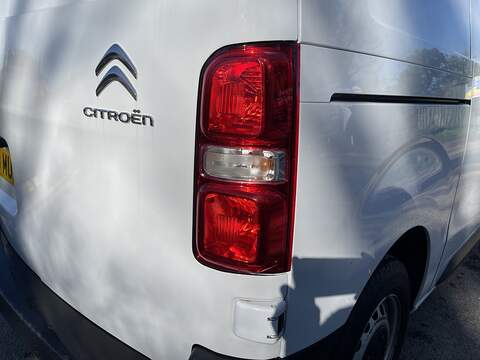 Citroen Dispatch 2.0 BlueHDi 1400 Enterprise Edition M FWD 2 Euro 6 (s/s) 6dr - U613