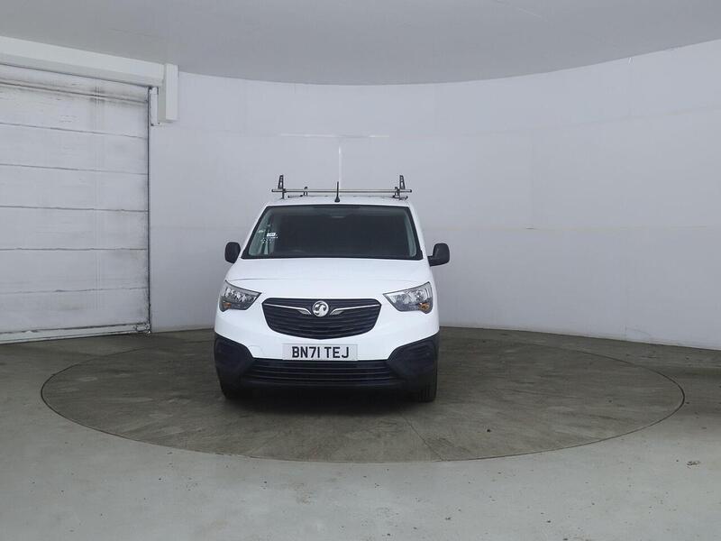 Vauxhall Combo 1.5 Turbo D 2300 Edition L2 H1 Euro 6 4dr - U618