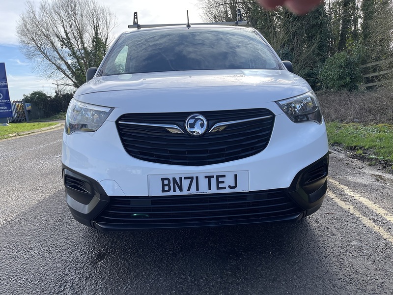 Vauxhall Combo 1.5 Turbo D 2300 Edition L2 H1 Euro 6 4dr - U618