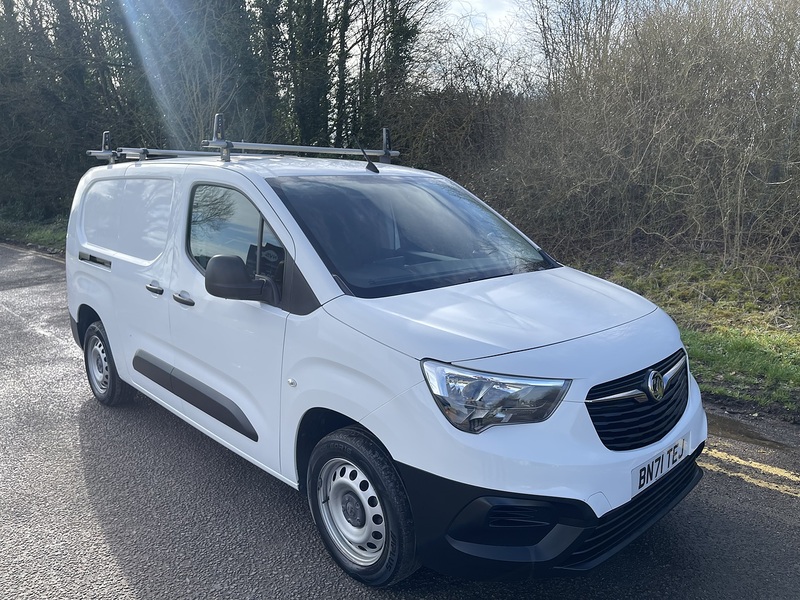 Vauxhall Combo 1.5 Turbo D 2300 Edition L2 H1 Euro 6 4dr - U618