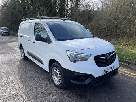 Vauxhall Combo 1.5 Turbo D 2300 Edition L2 H1 Euro 6 4dr - U618