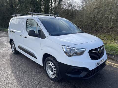 Vauxhall Combo 1.5 Turbo D 2300 Edition L2 H1 Euro 6 4dr - U618