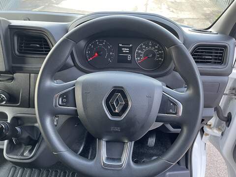 Renault Master 2.3 dCi ENERGY 35 Business LoLoader Luton 2dr Diesel Manual FWD LWB Euro 6 (s/s) (145 bhp) - U626