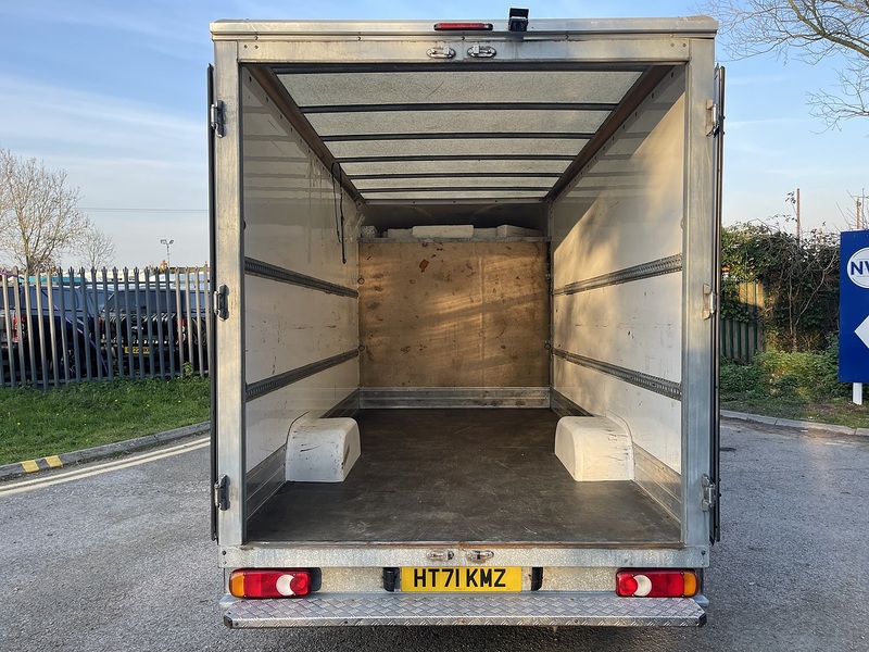 Renault Master 2.3 dCi ENERGY 35 Business LoLoader Luton 2dr Diesel Manual FWD LWB Euro 6 (s/s) (145 bhp) - U626
