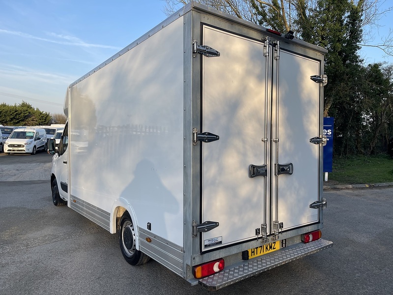 Renault Master 2.3 dCi ENERGY 35 Business LoLoader Luton 2dr Diesel Manual FWD LWB Euro 6 (s/s) (145 bhp) - U626