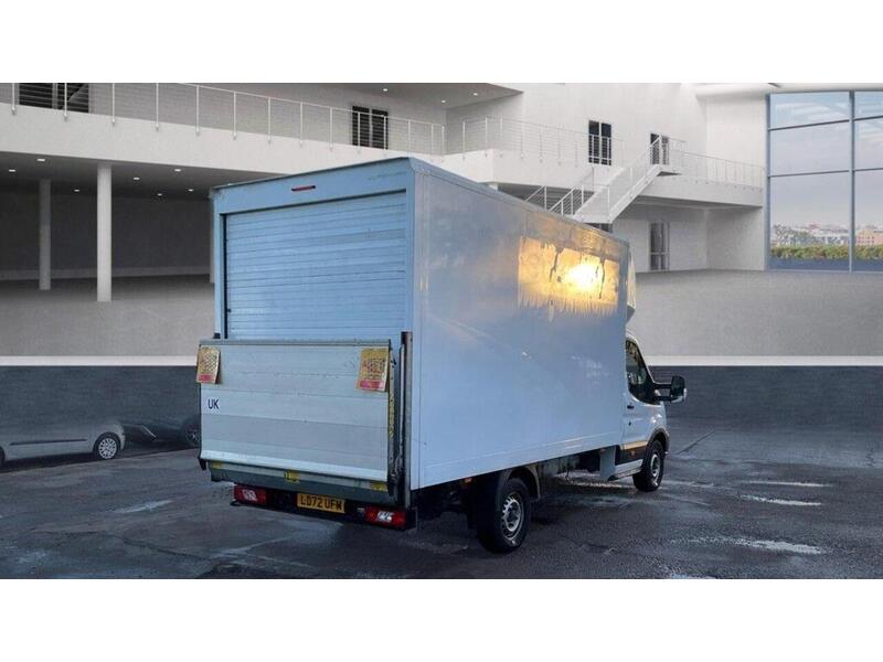 Ford Transit 2.0 350 EcoBlue Leader Luton 3dr Diesel Manual RWD L4 Euro 6 (s/s) (130 ps) - U629