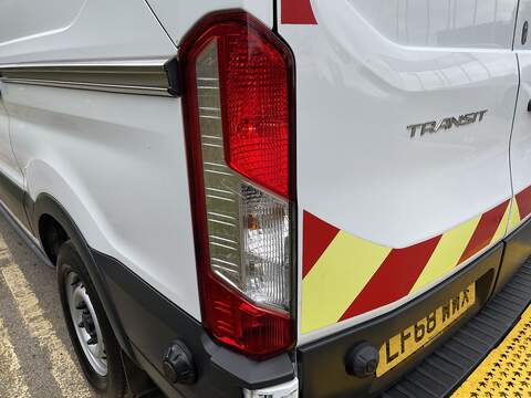 Ford Transit 2.0 350 EcoBlue FWD L2 H3 Euro 6 5dr - U636