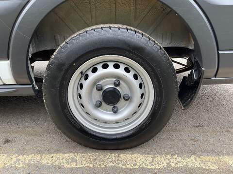 Ford Transit 2.0 350 EcoBlue FWD L2 H3 Euro 6 5dr - U636