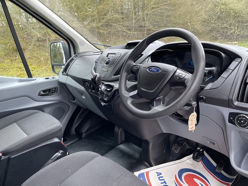 Ford Transit 2.0 350 EcoBlue FWD L2 H3 Euro 6 5dr - U636