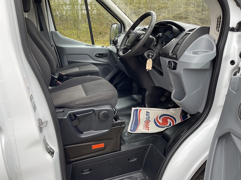 Ford Transit 2.0 350 EcoBlue FWD L2 H3 Euro 6 5dr - U636