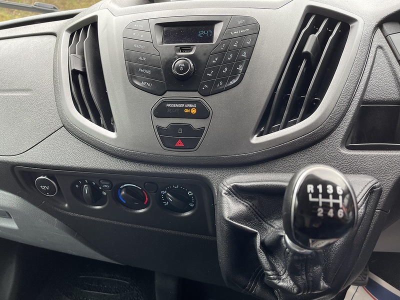 Ford Transit 2.0 350 EcoBlue FWD L2 H3 Euro 6 5dr - U636
