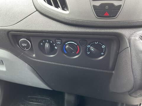Ford Transit 2.0 350 EcoBlue FWD L2 H3 Euro 6 5dr - U636