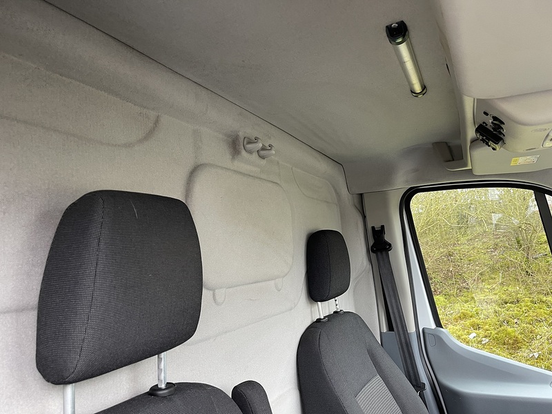 Ford Transit 2.0 350 EcoBlue FWD L2 H3 Euro 6 5dr - U636