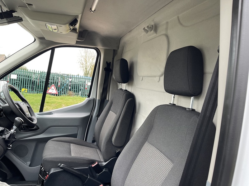 Ford Transit 2.0 350 EcoBlue FWD L2 H3 Euro 6 5dr - U636