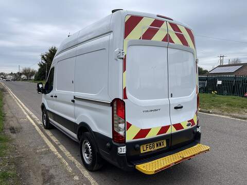 Ford Transit 2.0 350 EcoBlue FWD L2 H3 Euro 6 5dr - U636