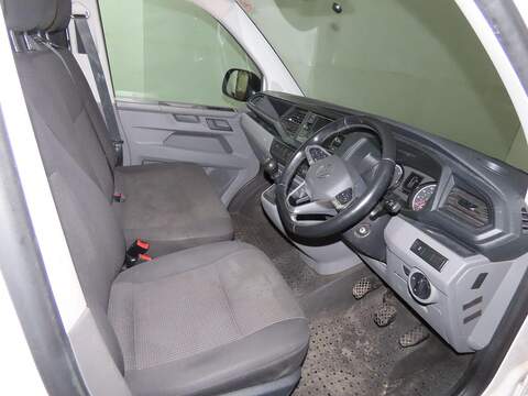 Volkswagen Transporter Transporter Startline Panel Van 1 Manual Diesel - U640