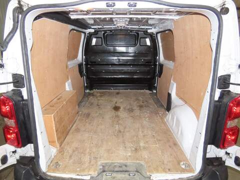 Peugeot Expert 1.5 BlueHDi 1000 Professional Premium + Standard Panel Van MWB Euro 6 (s/s) 6dr - U643