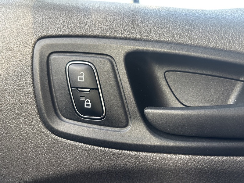 Ford Transit Connect 1.5 240 EcoBlue Trend Auto L2 Euro 6 (s/s) 5dr - U645